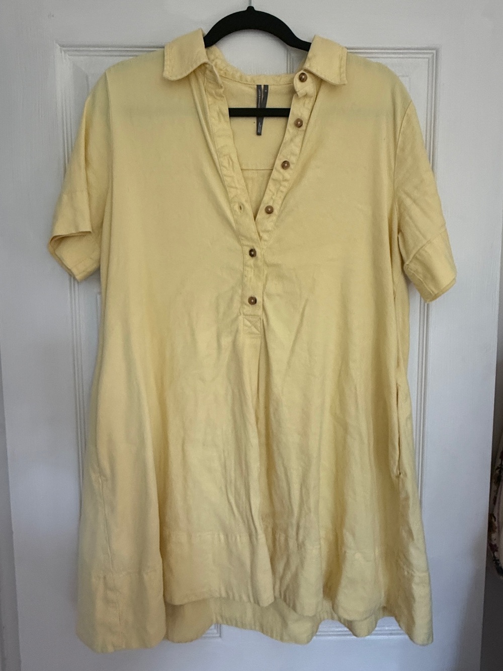 Anthropologie Light Yellow Short Sleeve Collared Dress